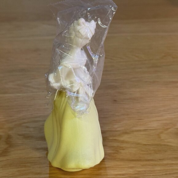 Avon Flower Maiden Unforgettable Figural Bottle, Vintage Circa 1974 - Picture 6 of 16